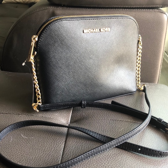 Michael Kors Handbags - Michael Kors Cindy Michael Kors Handbags - Michael Kors Cindy